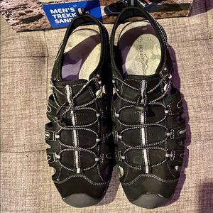 Mens tracking Sandals